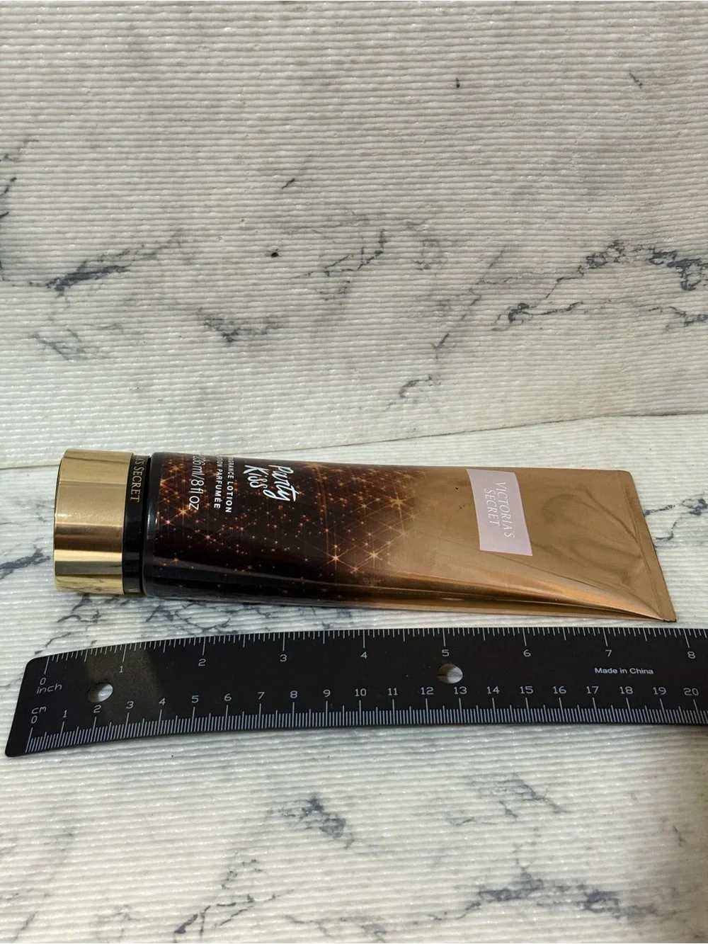 Victoria's Secret Party Kiss Fragrance Lotion - Gold